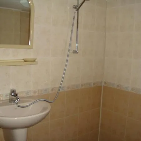 Tsvetina Casa de hóspedes 2*