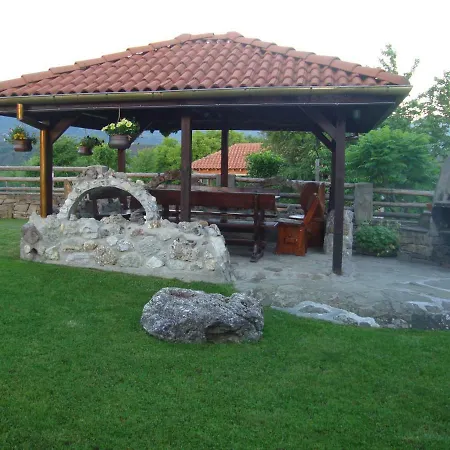 Tsvetina Casa de hóspedes Apriltsi (Lovech)