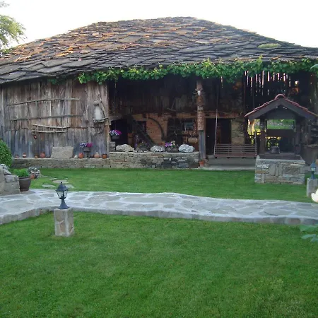 Tsvetina Casa de hóspedes 2*